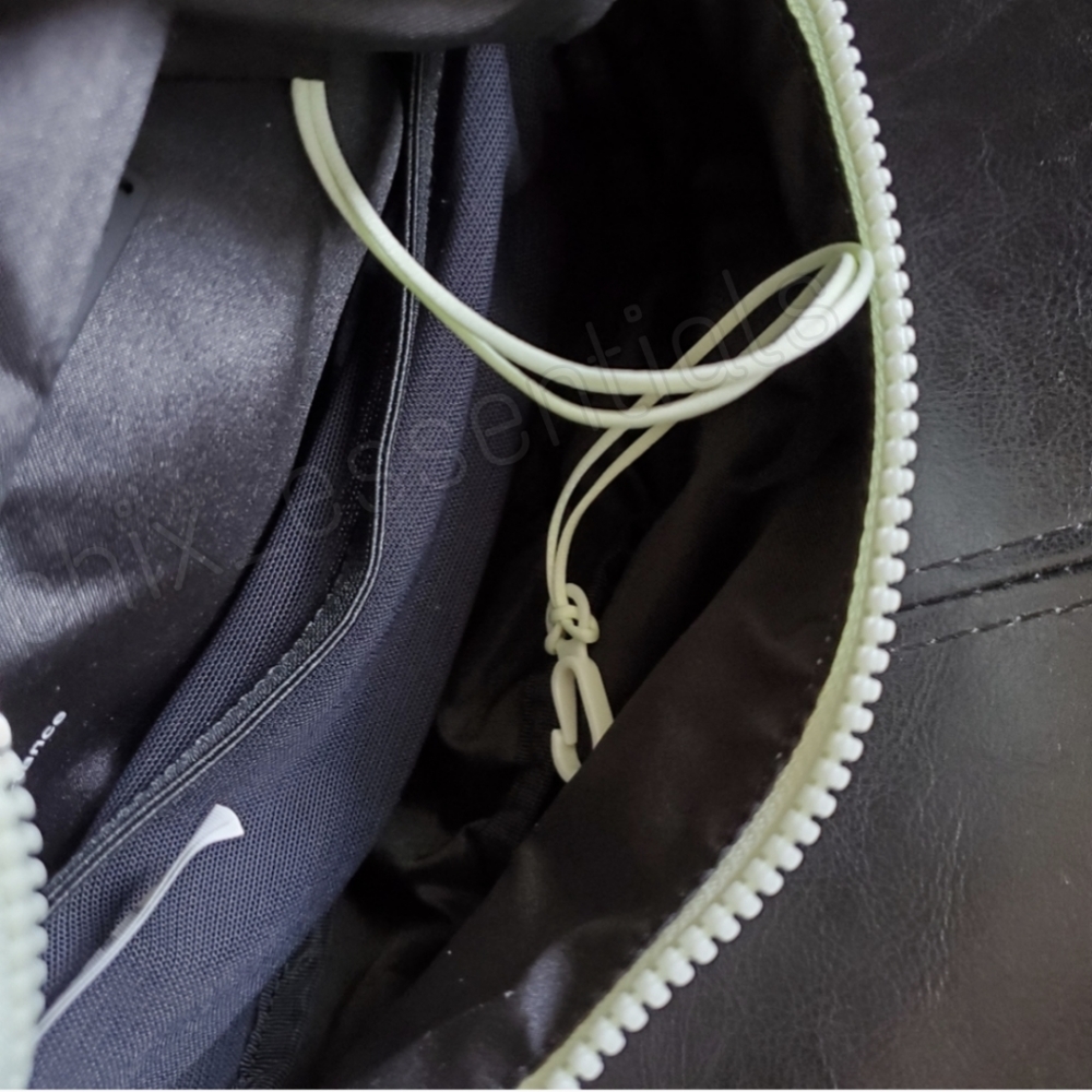 BNWT Lululemon x Madhappy Clean Lines Belt Bag - Picture 9 of 14